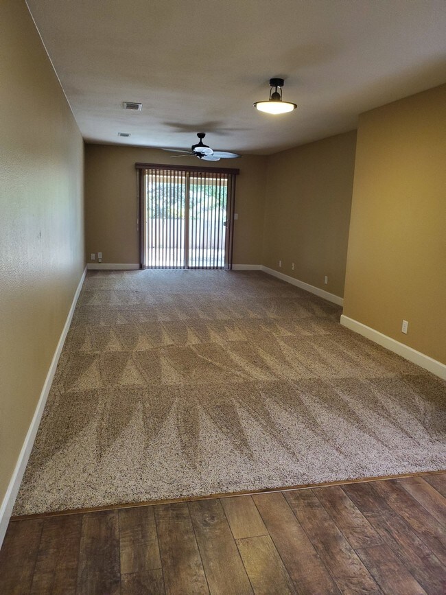 1617 McQueen Crescent, Prescott, AZ 86303 Townhome Rentals in