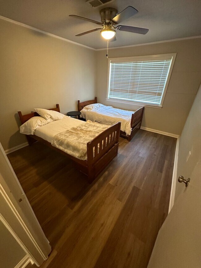 Foto del edificio - Duplex down town prattville