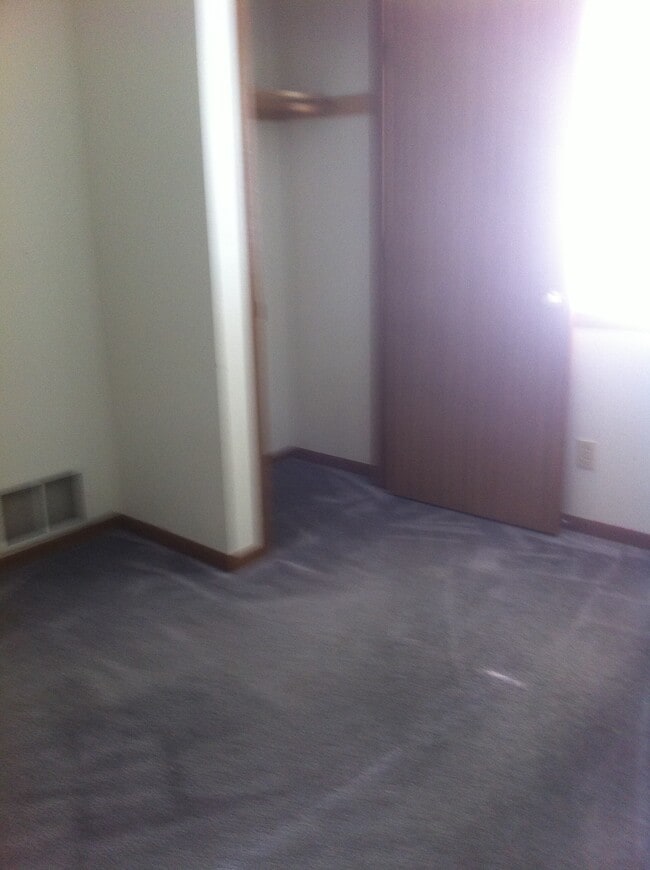 Foto del edificio - 3248 S 92nd St