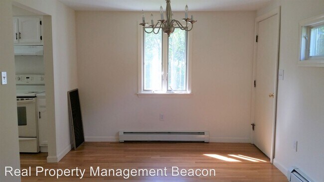 Building Photo - 4 br, 2.5 bath House - 21 Ledyard Ln