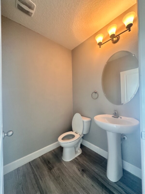 Building Photo - 4441 Lindever Ln