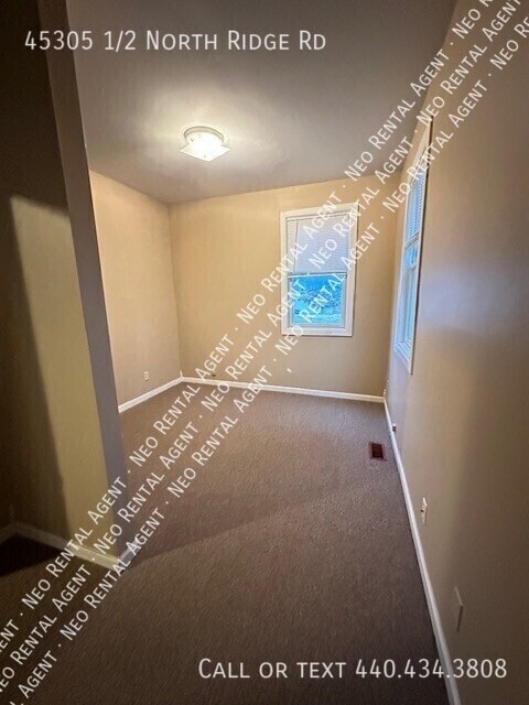 Building Photo - 45305 1/2 North Ridge Rd-