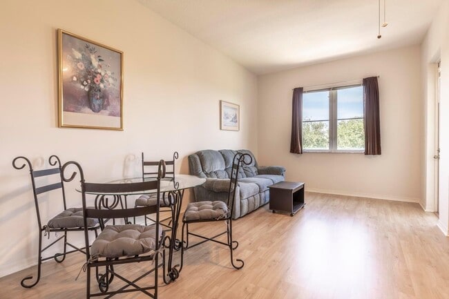 Foto del edificio - 1209 Main St