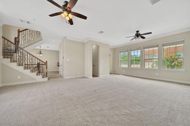 Building Photo - 1707 Dominica Dr
