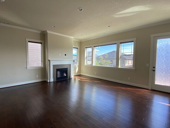 Foto del edificio - Gorgeous Beaverton Home 3 BD* 2.5 BA* Sing...