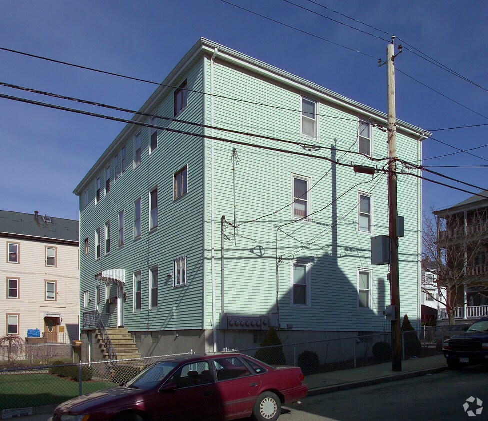 Building Photo - 45 Grant St