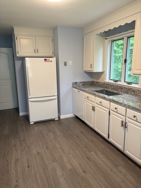 Kitchen 2 - 1325 Avon Blvd