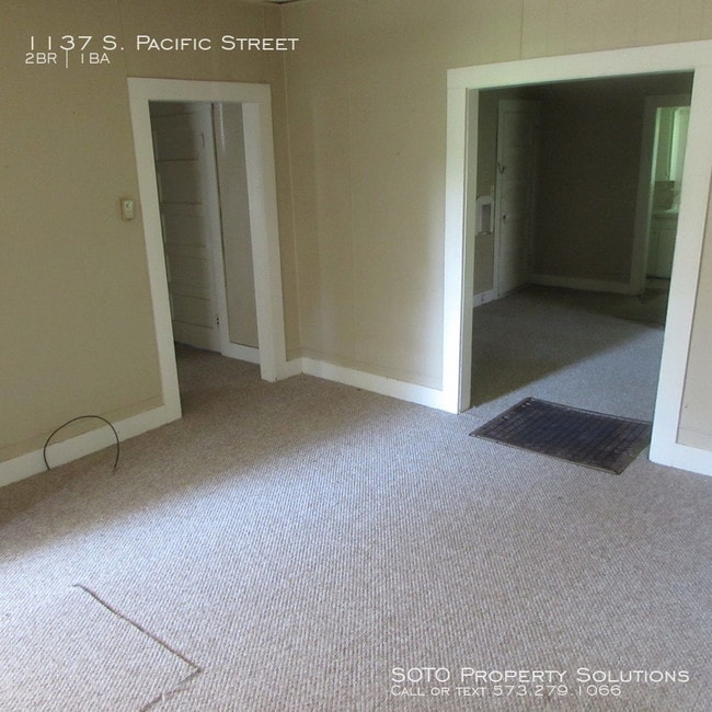 Building Photo - 2BD/1BA HUD Accepted House