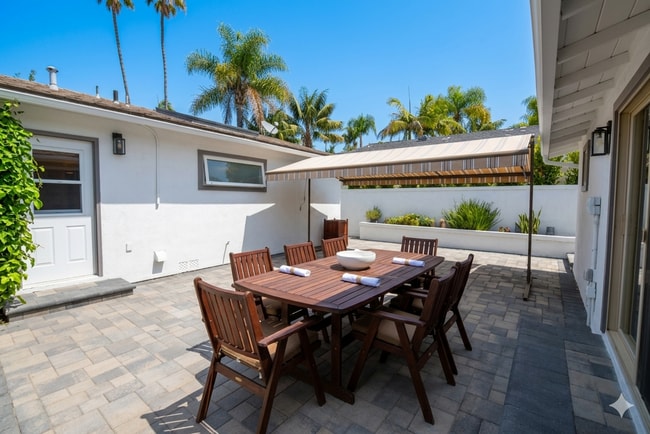 Building Photo - Coastal Boho Luxe: Experience the Ultimate Beachside Lifestyle in Southwest San Clemente