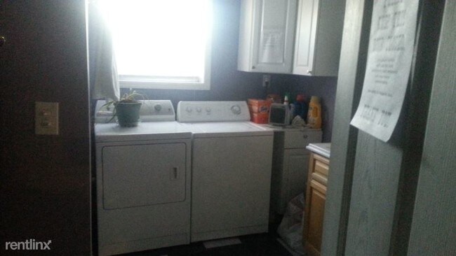 Foto del edificio - 5 br, 2 bath House - 1813 Cloverleaf Drive