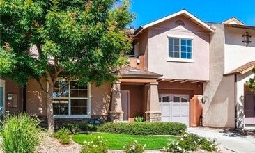 Building Photo - 1142 Galeria Cir