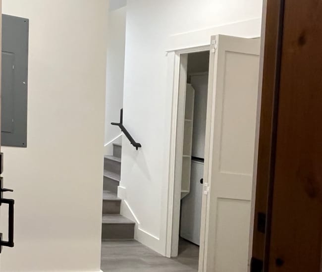 Building Photo - 118 Cowcatcher Loop