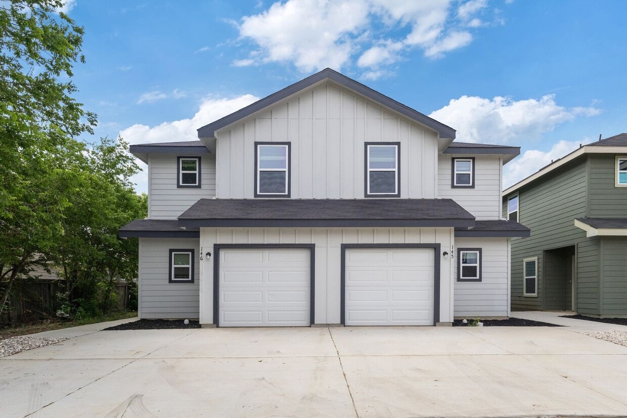 MOVE IN READY!! - MOVE IN READY!!