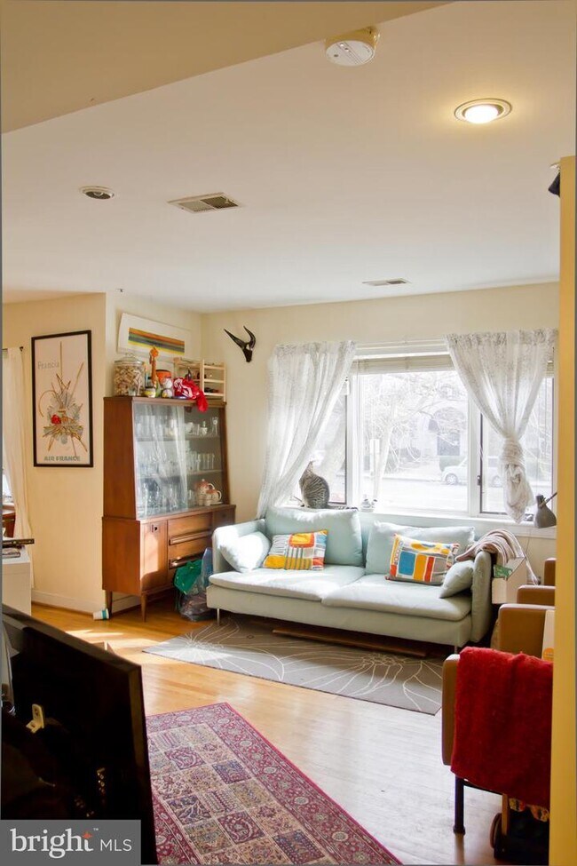 Foto del edificio - 1926 16th St NW