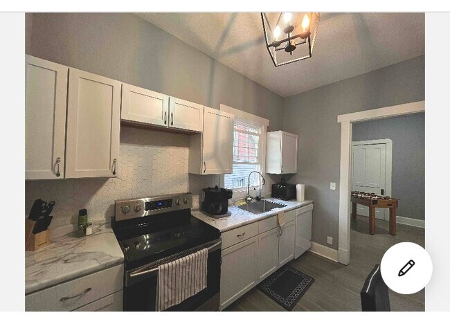 Foto del edificio - 1226 Tecumseh St