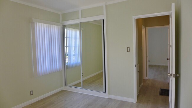 One Bedroom, mirrored closet - 7050 Ramsgate Ave