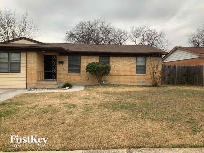 Foto principal - 1421 Belmont St