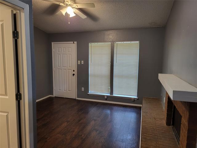 Foto del edificio - 9613 Walnut St
