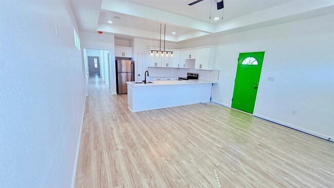 Foto del edificio - 7018-5914 02