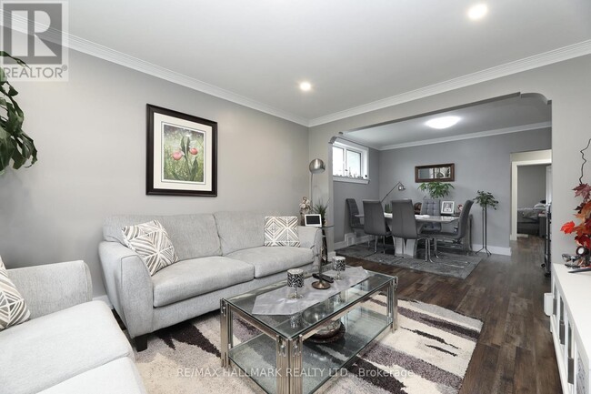 Building Photo - 1535 Pharmacy Ave