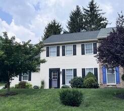 Building Photo - 203 Jonathan Way N