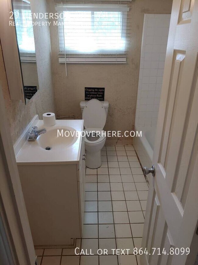 Foto del edificio - 29 Henderson Ave