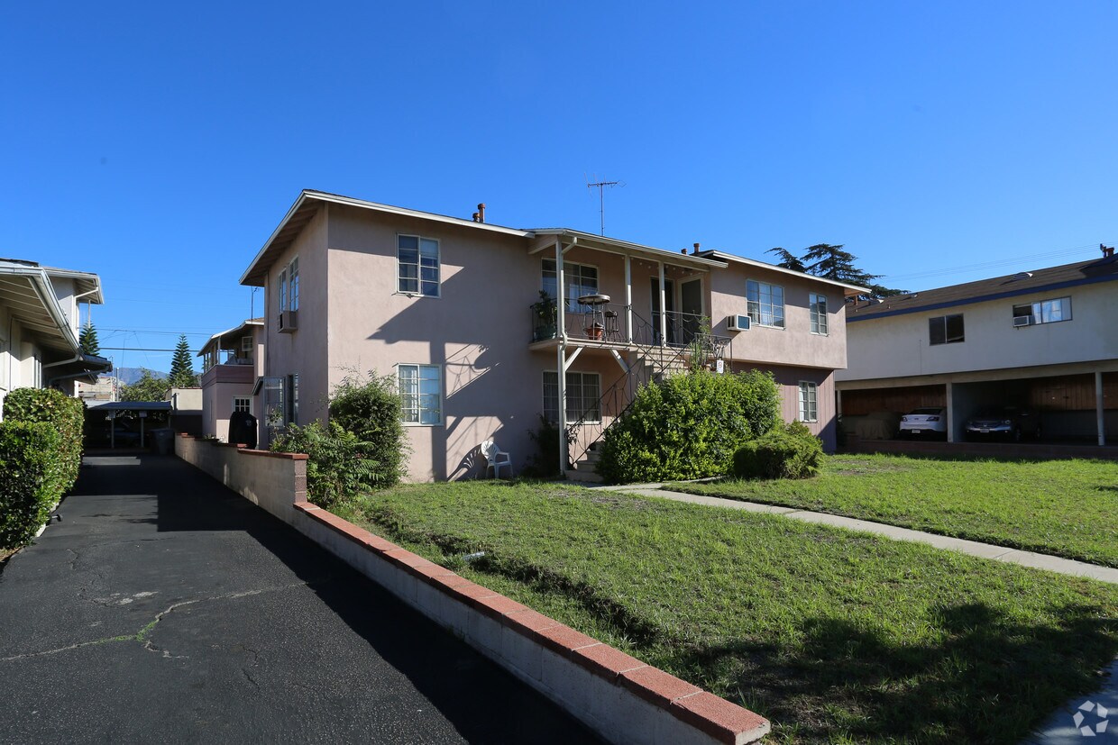 Building Photo - 1357 Orange Grove Ave