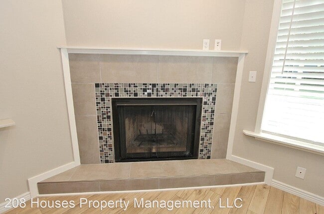 Building Photo - 2 br, 1.5 bath House - 3060 S. Betsy Ross Ln