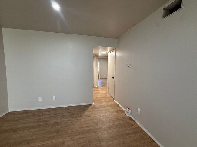 Building Photo - 8152 Troost Ave