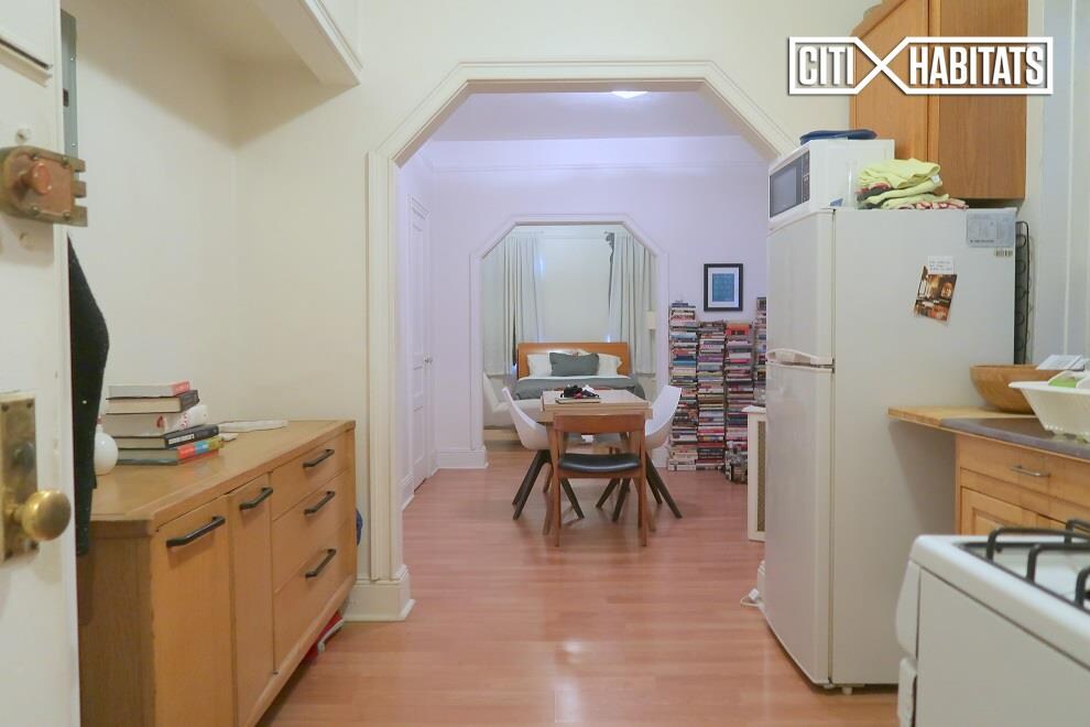 Primary Photo - 139 Mulberry St