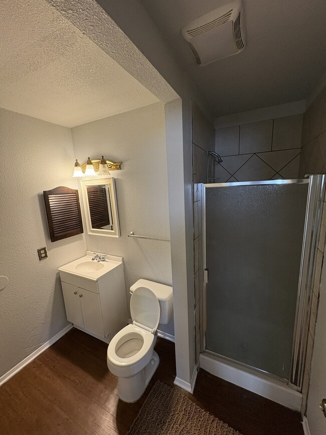 Building Photo - 9283 Five Palms Dr