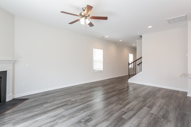 Foto del edificio - 117 Highland Park Ct