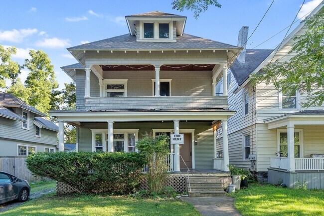 Foto del edificio - 129 Victoria Pl