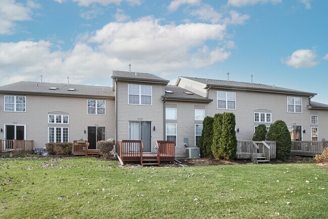Building Photo - 39759 N Tee Side Ct
