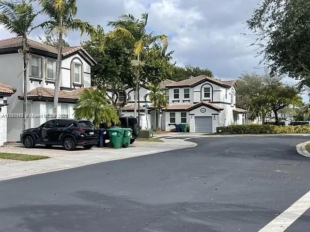 Foto del edificio - 7778 NW 116th Ave