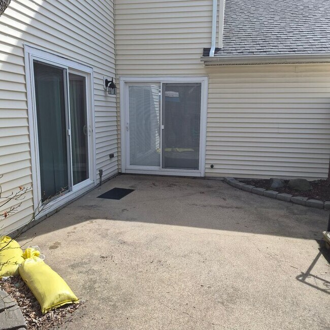 Foto del edificio - 956 Brighton Way