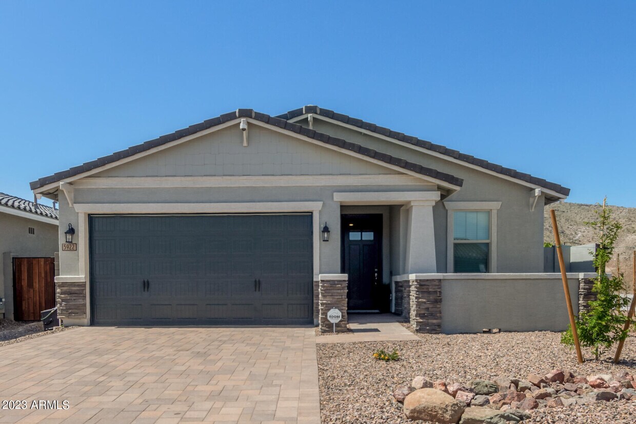 Primary Photo - 5922 N 199th Ln
