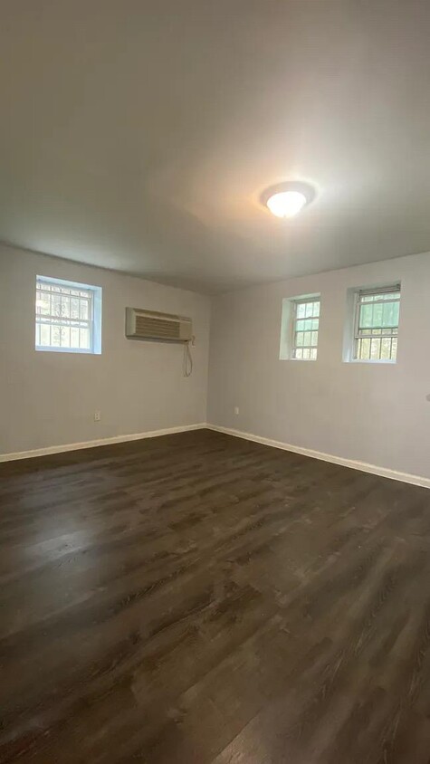 Foto del edificio - 2186 Cedar Ave