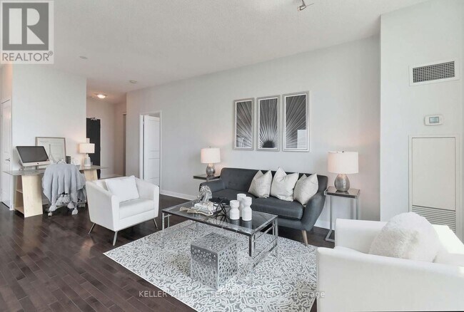 Photo du bâtiment - 225-PH225 Sherway Gardens Rd