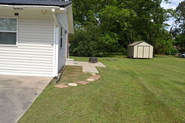 Building Photo - 138 Cypress Cir