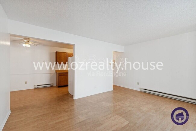 Foto del edificio - 2150 N McCord Rd