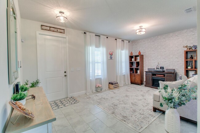 Foto del edificio - 3088 Hill Point St