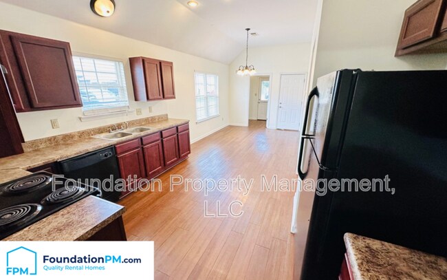 Foto del edificio - 1314 Crosstown Ct