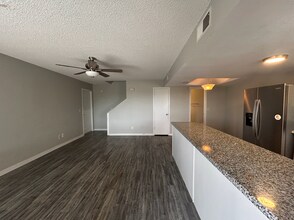 Building Photo - 10428 E La Palma Ave