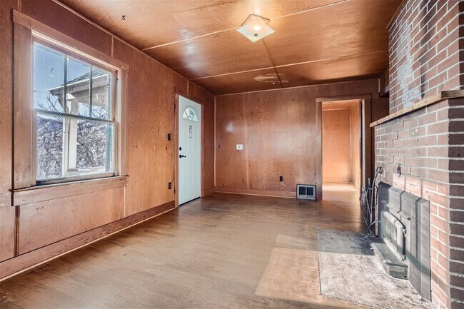 Building Photo - 314 Pilot Knob Ave