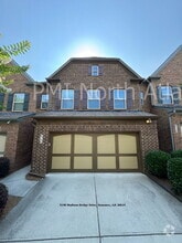 Building Photo - 4140 Madison Bridge Dr