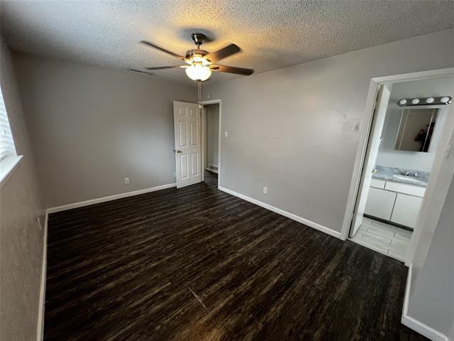 Building Photo - 6400 Dorchester Trail
