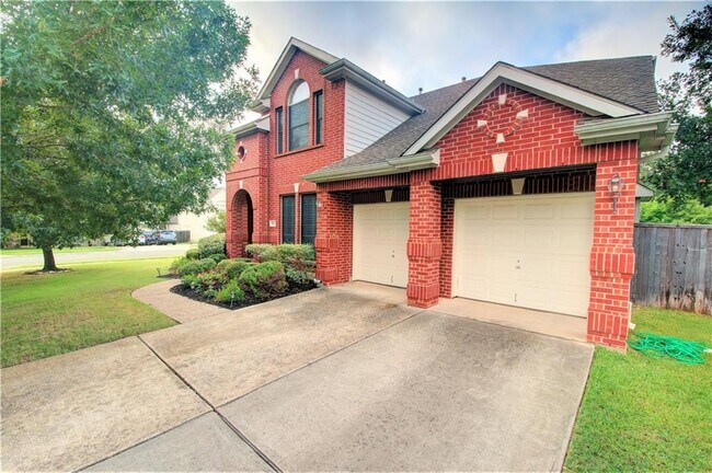 Foto del edificio - 8217 Endeavor Cir