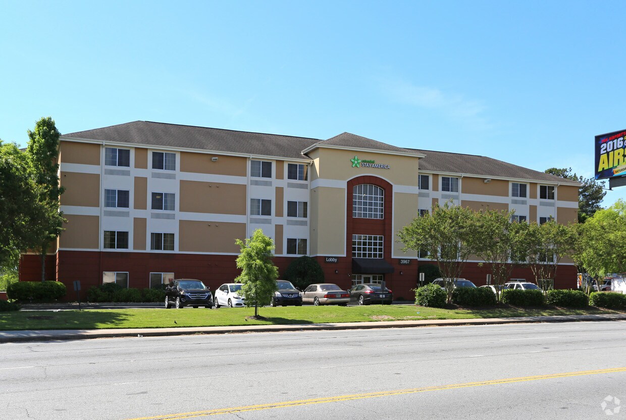 Furnished Studio Atlanta Apartments 3967 Peachtree Rd NE Atlanta