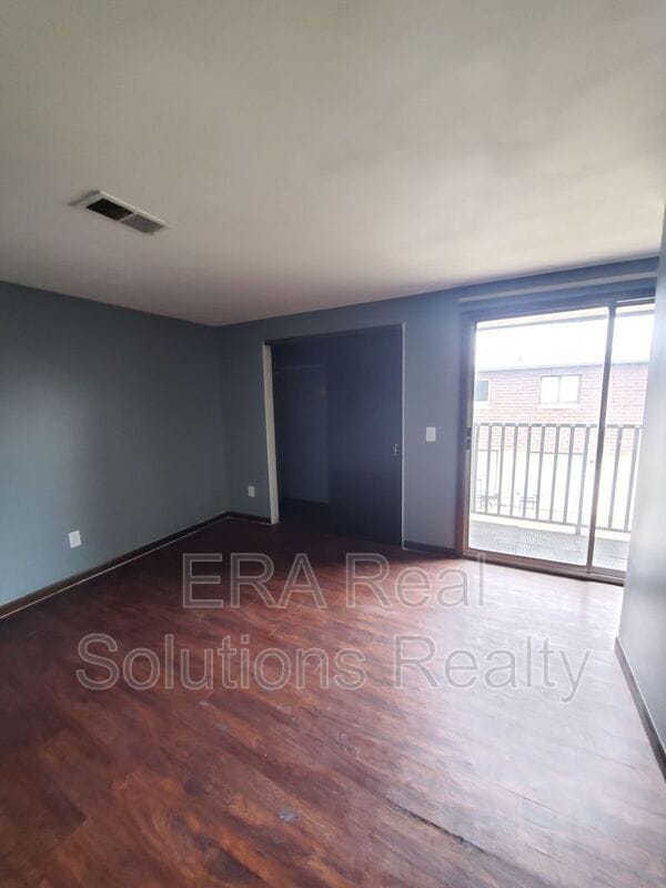 Building Photo - 5689 Ironwood Ct